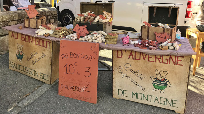 Markt am Donnerstag in Pont l' Abbé, Pays Bigouden, Bretagne