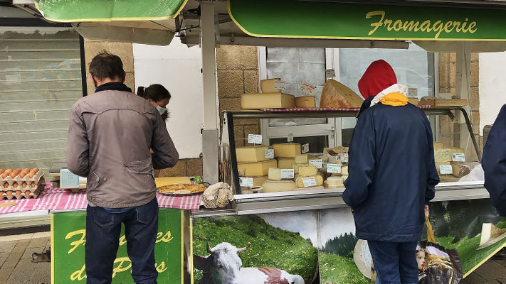 Szenen vom Markt in Audierne, Cap Sizun, Finistère, Bretagne