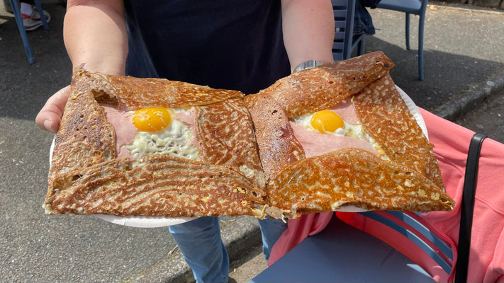 Pors Poulhan, Bar les Côtiers und Roulotte â Crêpes