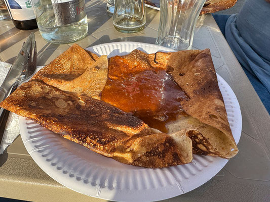 Pors Poulhan, Bar les Côtiers und Roulotte â Crêpes