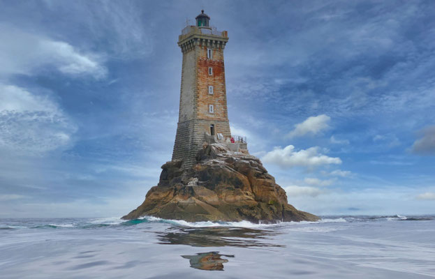 La Vieille, die alte Dame, Leuchtturm vor der Pointe du Raz, Cap Sizun
