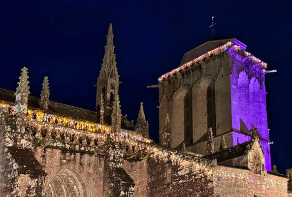 Locronan an Weihnachten, Lichterglanz, Weihnachtsmarkt