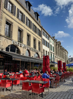 Quimper, alte Fachwerkhäuser, Schnitzereien, Figuren, Bretagne, Cornouaille