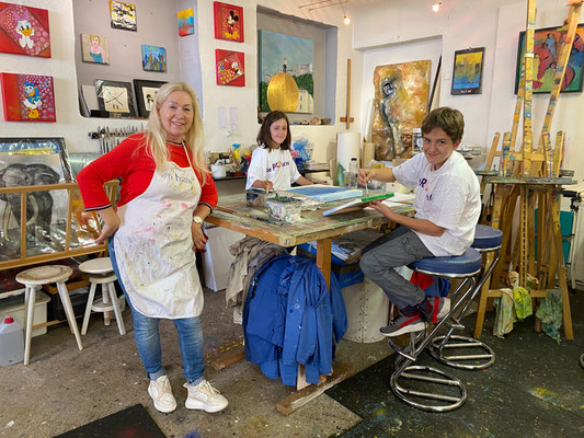 ART. Atelier Karin Angerer: Kunstspass für die ganze Familie - Ideal für Familien, die ihre kreative Seite zusammen entdecken möchten!