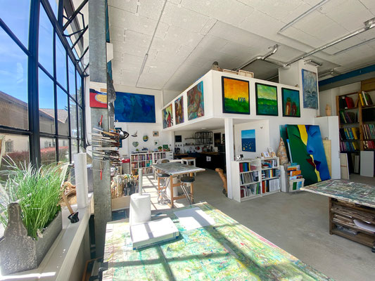 ART. Atelier Karin Angerer | Kreative Freiheit: 1 oder 2 Tage buchbar: Acryl-Malkurs