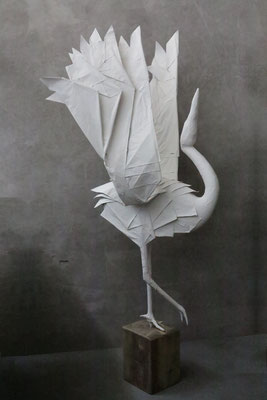 Origami Skulptur Kranich Seitenansicht