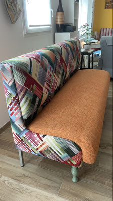 Après restauration complète grande banquette de brasserie  