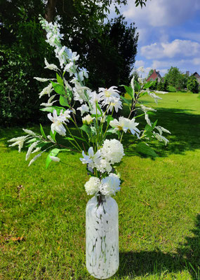 Britt's zijden bloemen in Haarsteeg en Berghem. Foto van zijden bloemenboeket.
