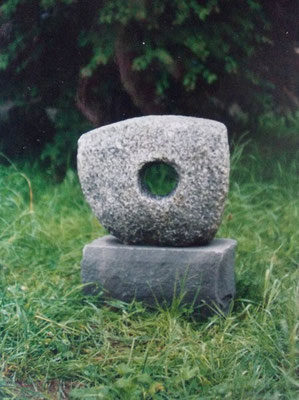 Sonne Sun, Granit granite 1996, H 45 cm (without base)