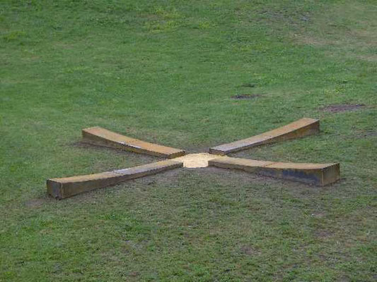 Erdkreuz Cross of the earth, Symposium Grafenhausen/ Germany 2006, Corten-Stahl -steell 4 parts, D totale 6m