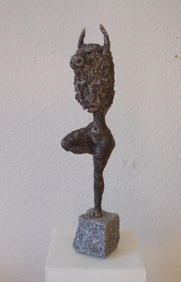 Mixed media skulptur