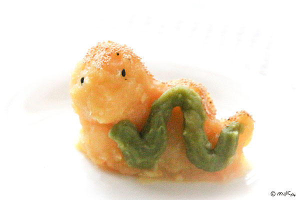 ヘビの栗きんとん