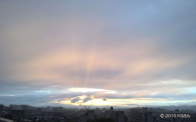 虹の日の西の空（2015年9月17日17時55分頃）大阪府KSさん