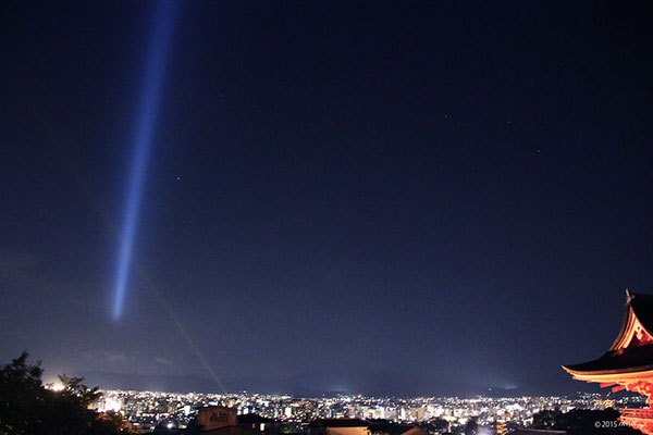 清水寺より京都の夜景（「未来への光～東山天空のライトアップ」2015年9月）