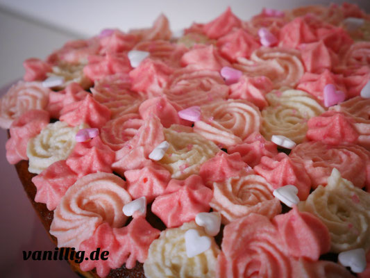 Valentinstag, valentinstorte, herztorte, torte, Schokotorte, Buttercreme, Buttercremetorte 