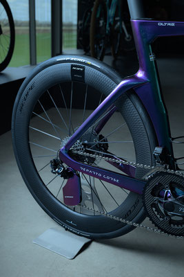 Bianchi Oltre Founder Edition bij Scholten Cycling in Dalen door Jordy Leenders uit Eindhoven met Nikon Z8.