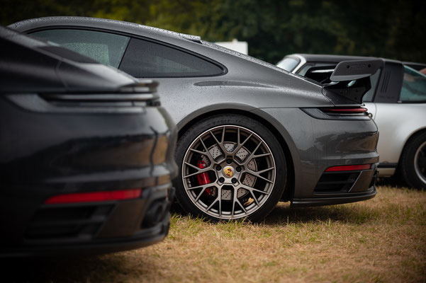 Puur Porsche Treffen 2023 op Aquabest in Best door Jordy Leenders - Porsche 911