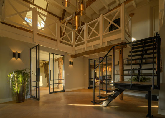 Interieurdesign fotografie van stalen binnendeuren door JM Metaaldesign uit Helmond en Jordy Leenders van Axis Studio uit Eindhoven.