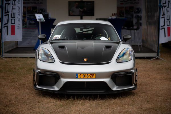 Puur Porsche Treffen 2023 op Aquabest in Best door Jordy Leenders - Porsche GT4 RS