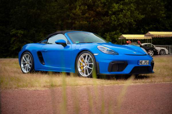 Puur Porsche Treffen 2023 op Aquabest in Best door Jordy Leenders - Porsche 718 Spyder