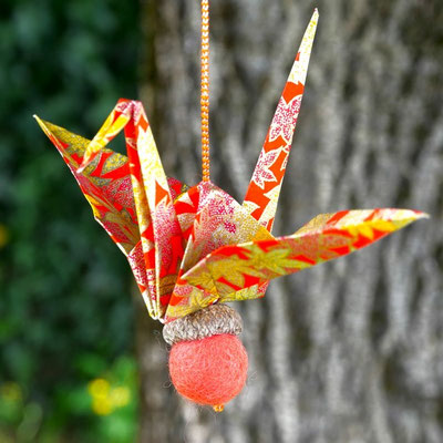 grue origami suspension en papier japonais