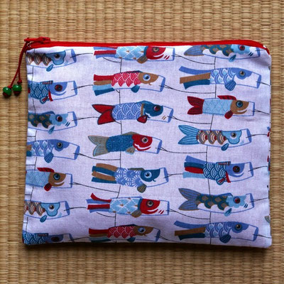 Trousse tissu japonais poissons koinobori