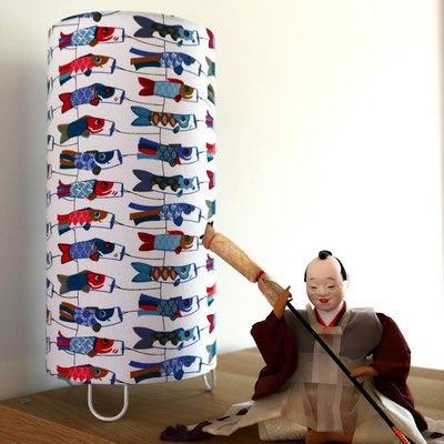 Lampe tissu japonais carpes koï