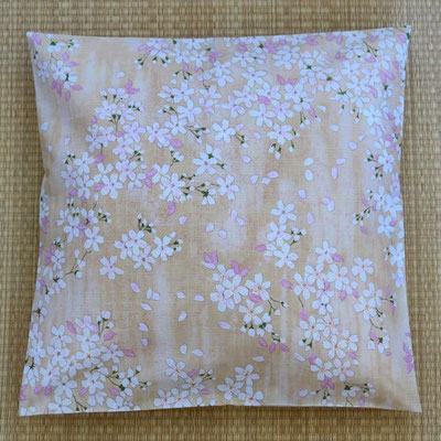 Coussin tissu japonais fleurs de cerisiers
