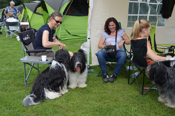 Anja, links Bootsmann rechts Arthur