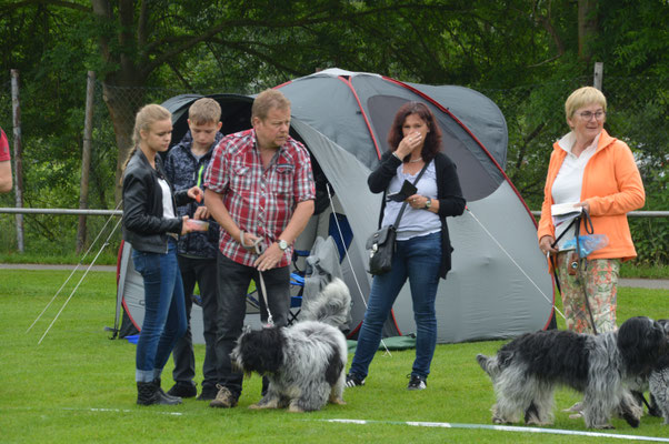 Barney mit seiner Familie