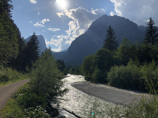 Radweg im Leutaschtal