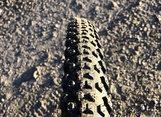 grobes Profil des Cinturato Gravel S 