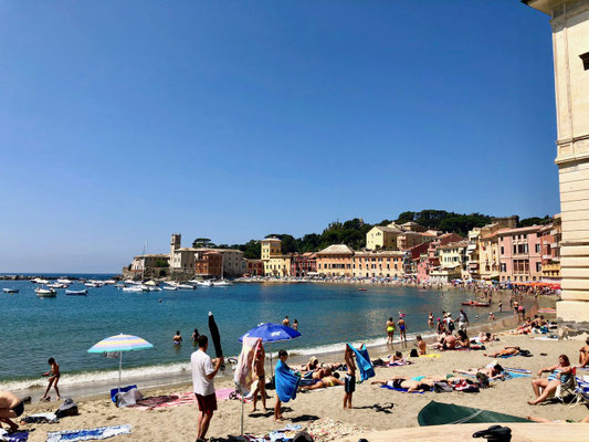 am Strand von Sestri Levante