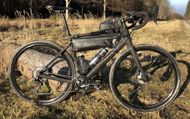 Specialized Diverge Comp Carbon mit Cinturato Gravel H in 700x45C