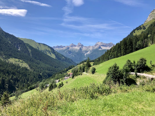 Blick zurück ins Tal
