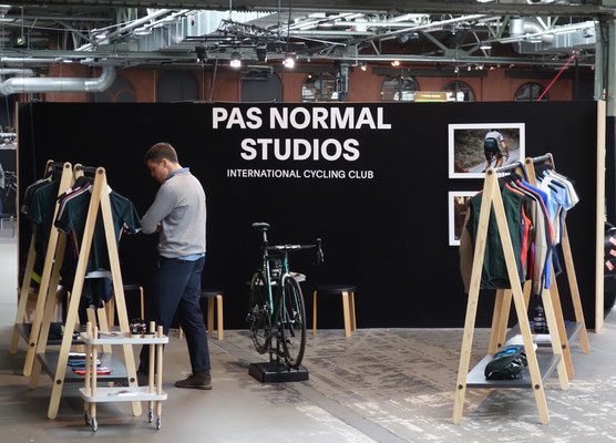 pas normal studios