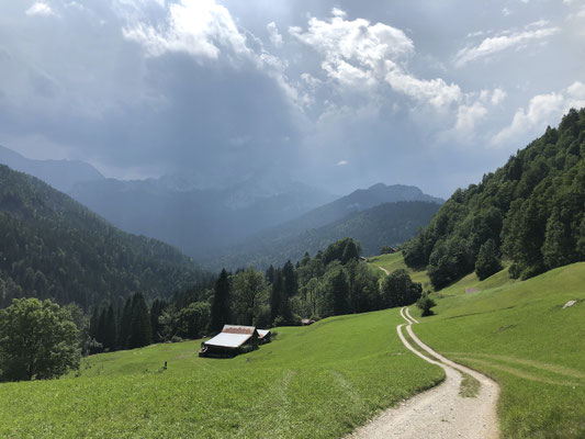 die Gewitter rücken näher