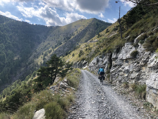 finale Abfahrt von der Via del Sale