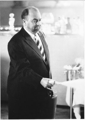 John Hillerman - Die Biographie - Magnum p.i. - TOM SELLECK ... John Hillerman