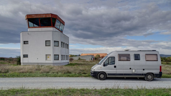 Geschlossener Flugplatz Trausdorf