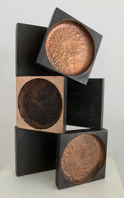 Sonnenturm, Bronze H 32cm, B 20cm, T 9cm, 6,1 kg