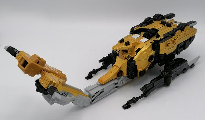 Wrecker Zord Mantis Mode / Buster Animal BC-04 Beet