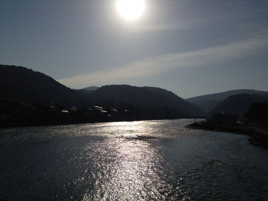 宇治橋から朝日山