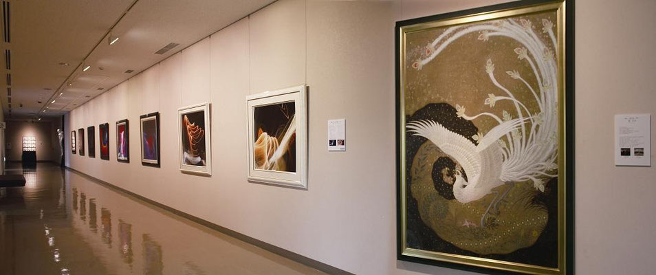 2012年09月01日 碧い石見の芸術祭2012（島根県浜田市三隅町）  「三隅アートプロジェクト」石正美術館の展示「回生」100F（右）。