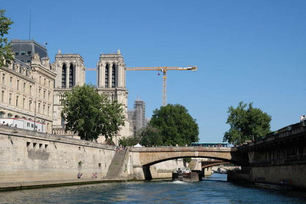 Blick auf Notre-Dame während der Restaurierung