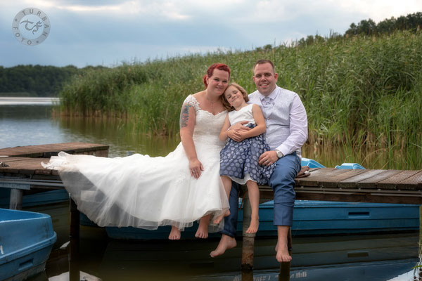 Brautpaar am Steg Shooting Hochzeit