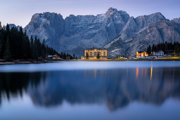 Bild Nr. 2022_8896: Zur Blauen Stunde am Lago di Misurina