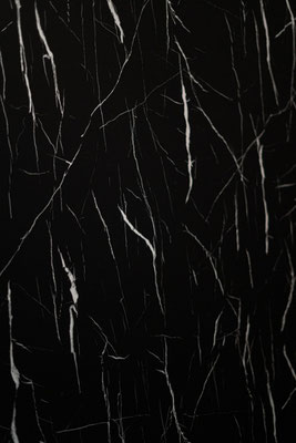 BLACK  ATENAS