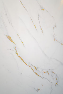 CALACATA GOLD