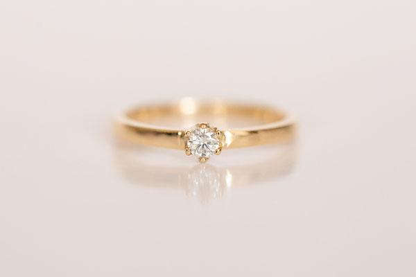 Verlobungsring 14 kt Gelbgold mit Diamant